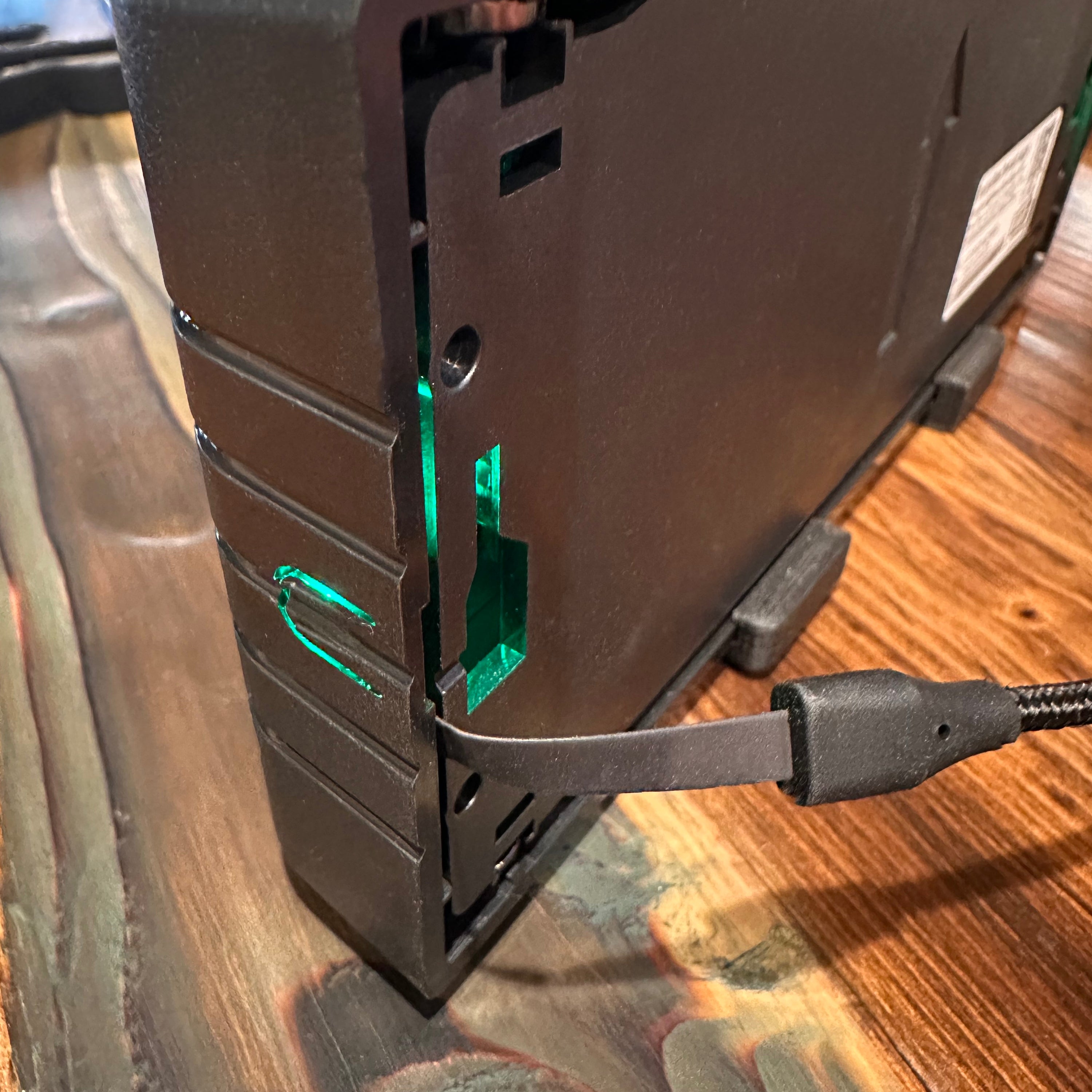 Power Pack Bundle: Charger + Cable.